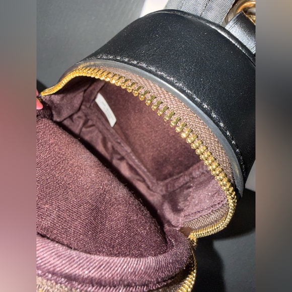 🚨SOLD🚨Coach Brown and Black Mini Backpack Keychain - Picture 5 of 11